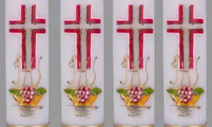 Ile świec na ołtarzu? Odkryj tajemnice liturgicznych tradycji