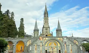 Sanktuaria we Francji: Odkryj ich znaczenie i nieznane historie