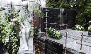 Jak znaleźć zmarłego na cmentarzu bródnowskim - skuteczne sposoby