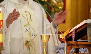 Czy w Wielki Piątek trzeba iść do kościoła? Obowiązki i zalecenia