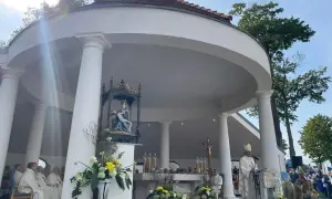 Sanktuarium Markowice: Historia, msze i pielgrzymki do Matki Bożej