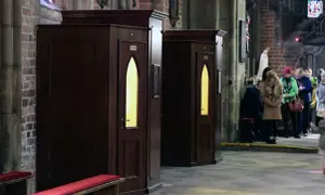 Czy wróżenie to grzech? Odkryj, co mówi Kościół katolicki