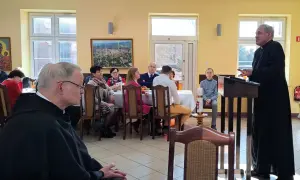 Pastor Jaka Wiara: Jak jego nauki zmieniają życie lokalnej wspólnoty