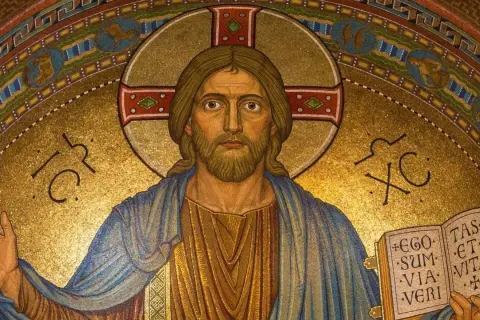 Co to jest tradycja kościoła i dlaczego jest tak ważna w wierze?