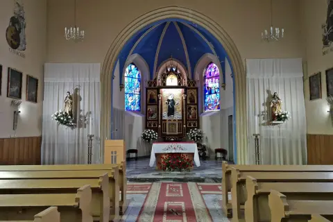 Sanktuarium w Głębinowie: Historia, Modlitwy i Nabożeństwa