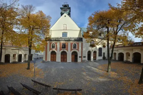 Sanktuarium Rydzyka: Historia, znaczenie i atrakcje dla pielgrzymów