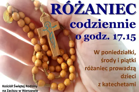 O której jest różaniec w kościele? Sprawdź godziny modlitwy w parafii