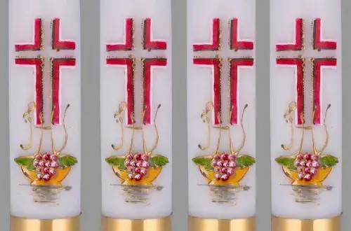 Ile świec na ołtarzu? Odkryj tajemnice liturgicznych tradycji