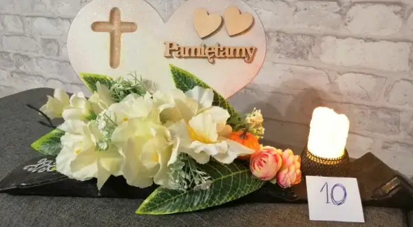 Gdzie kupić krzyż na cmentarz? Sprawdź najlepsze oferty i ceny