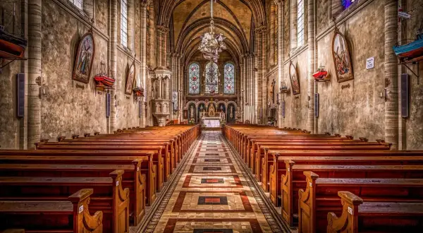 Czy Kościół płaci podatki? Odkryj ukryte zasady i wyjątki