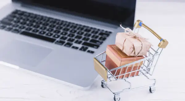 Zakupy bez granic: jak europejski e-commerce zmienia codzienne wybory konsumentów w Polsce