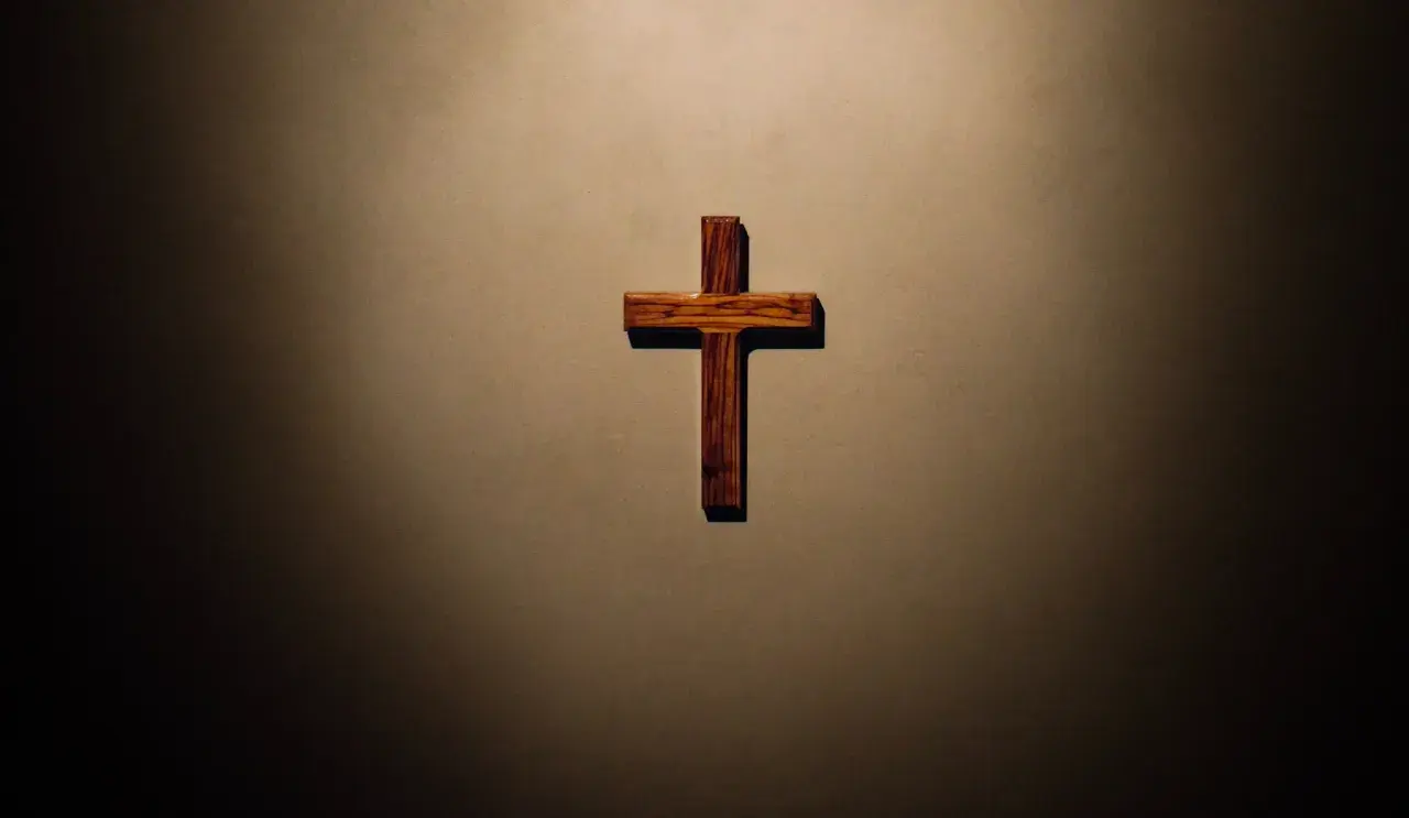 Kiedy wiara oddala od Boga – jak niedojrzałość religijna rujnuje życie