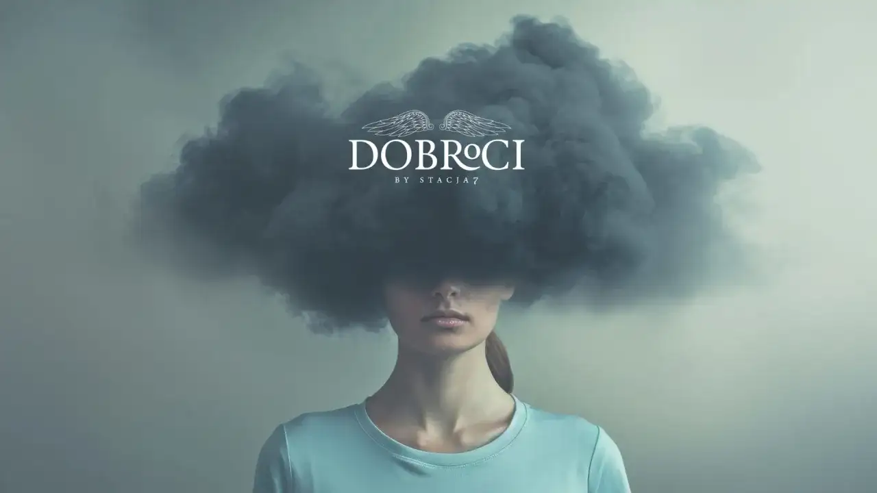 Kobieta z burzą nad głową symbolizuje chaos. Szukaj objawów duchowego pokoju, by odnaleźć spokój mimo trudności.