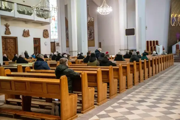 Czy kościół płaci za prąd? Odkryj ukryte koszty energii elektrycznej